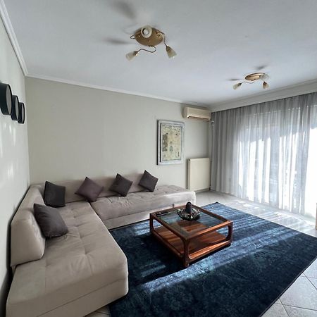 Peraía Parma'S Pool Apartment מראה חיצוני תמונה