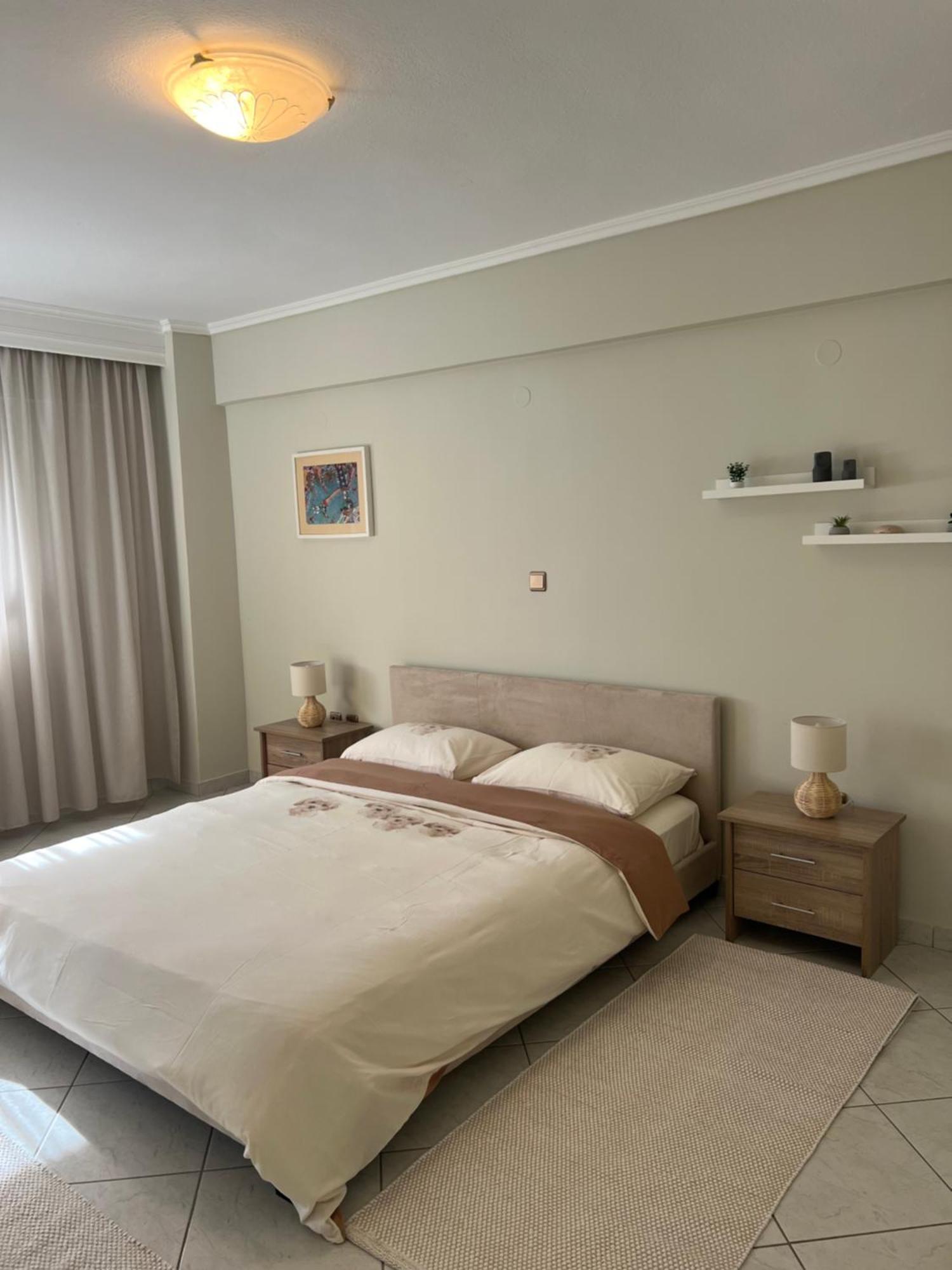 Peraía Parma'S Pool Apartment מראה חיצוני תמונה