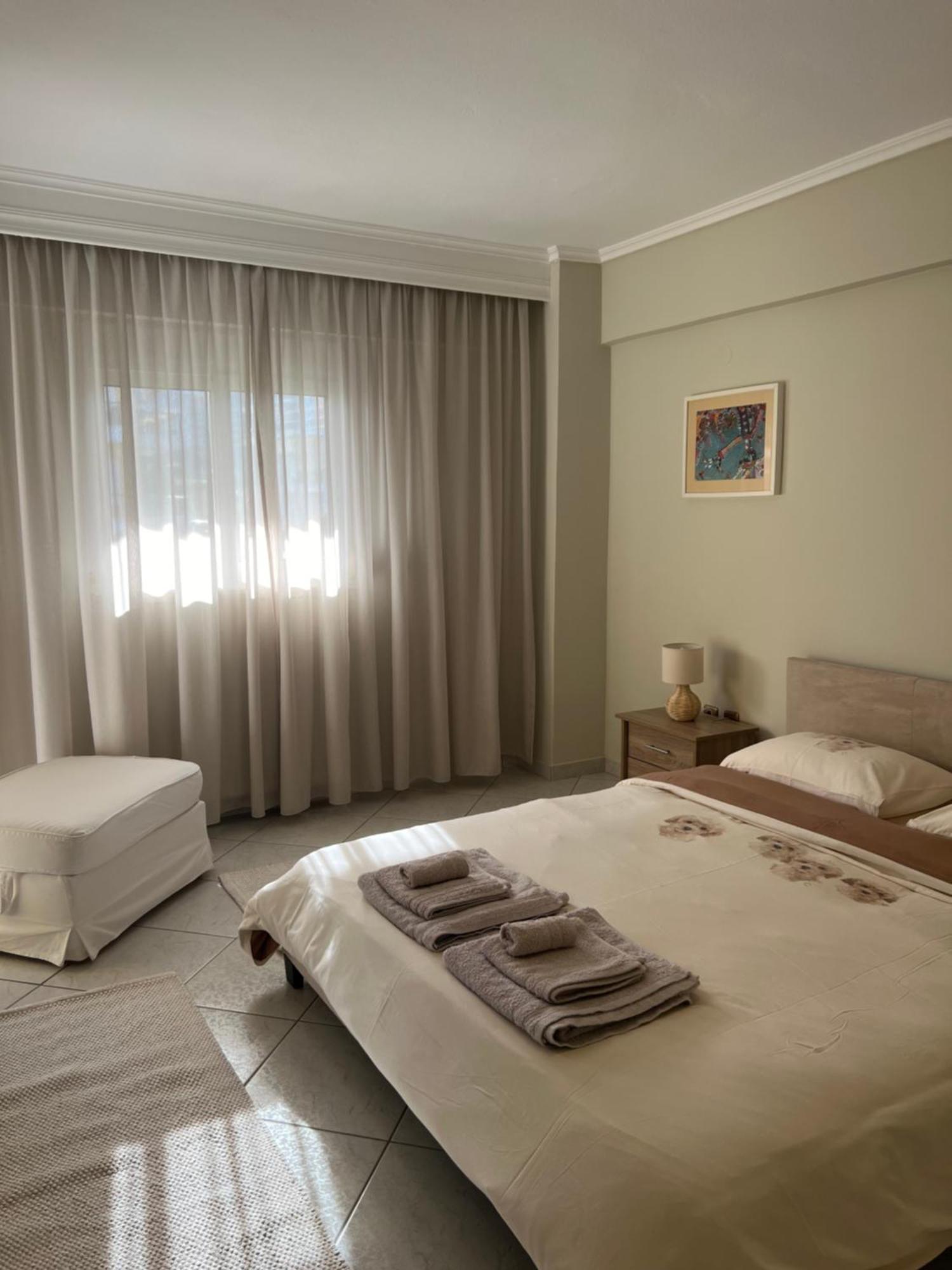 Peraía Parma'S Pool Apartment מראה חיצוני תמונה